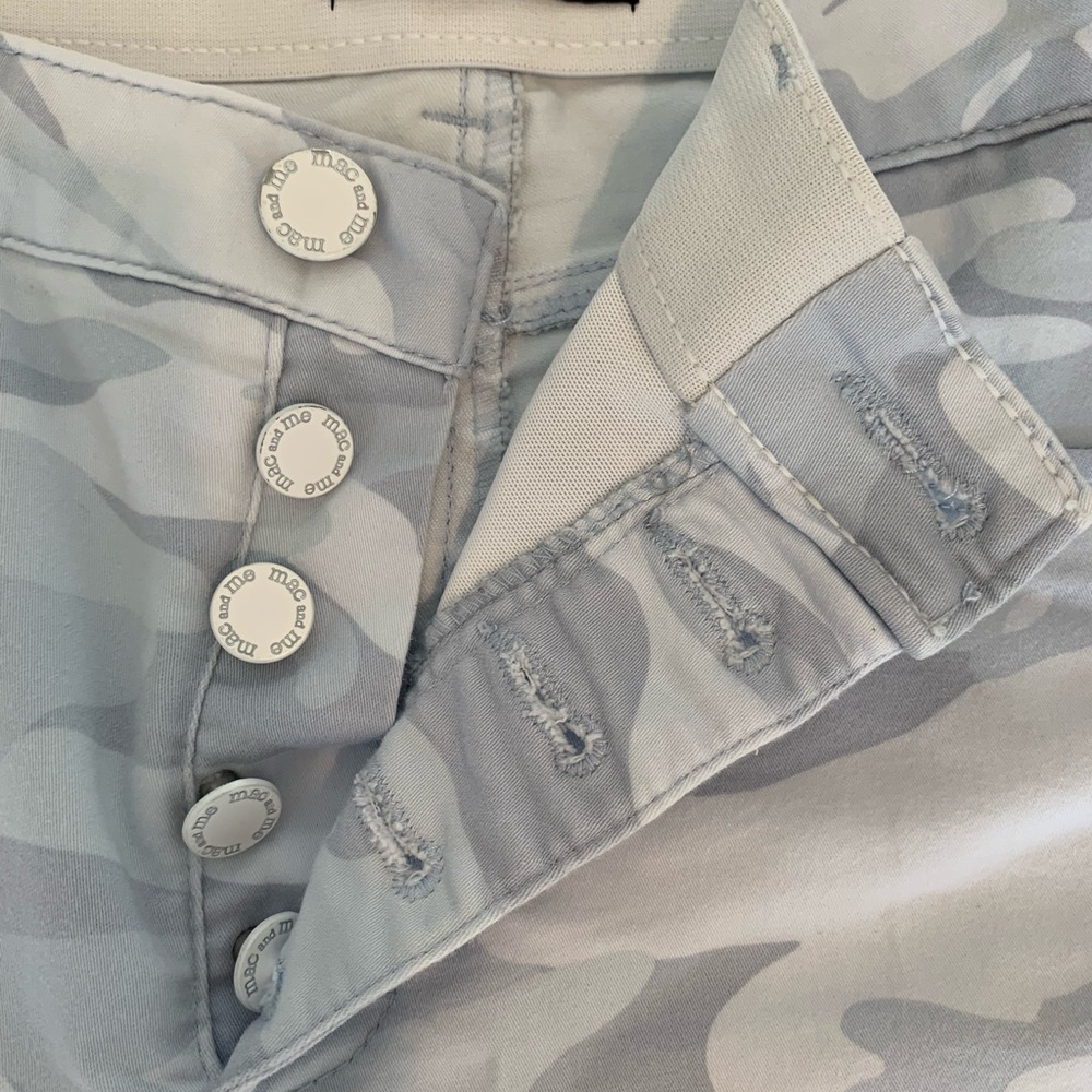 MAC AND ME Jeans Pants Jeggings Leggings Blue Gray Camo 5-Button Fly Hem Small - Picture 4 of 16